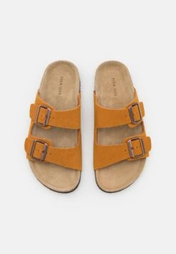 Pier One Leather Unisex - Slippers - Cognac -Pier One Vogue 0a90b3f5ba3a4e3880ec5567c19f8d23