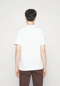 Pier One Leaf Chest Print Tee- Print T-Shirt - White -Pier One Vogue 0e80a953391341f0ae199df663ed5d56