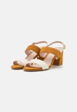 Pier One Leather- Sandals - White/Cognac -Pier One Vogue 1342743762264bc58174535dd46482c5