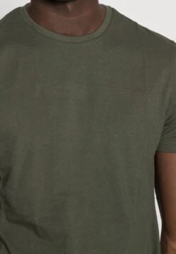 Pier One 5 Pack - Basic T-Shirt - Dark Blue/Grey/Khaki -Pier One Vogue 13e03f8e22c04768b472b30ca34ff3ef