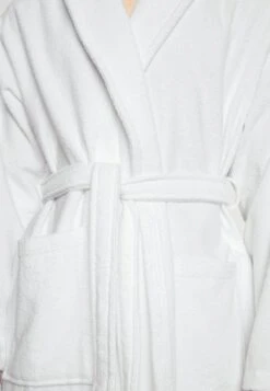 Pier One Shawl Towel Bathrobe - Dressing Gown - White -Pier One Vogue 1460a8bacf3f486eb09f2e9333cde854
