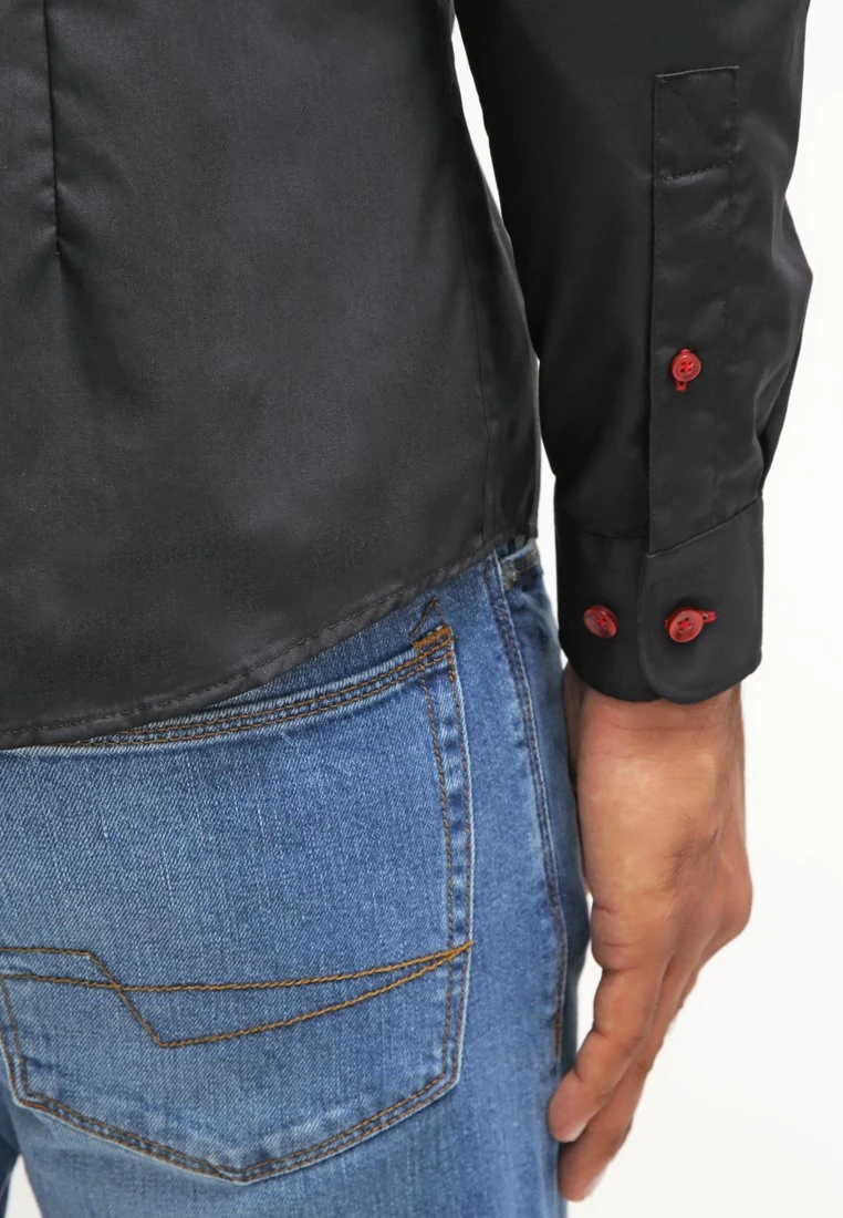 Pier One Shirt - Black/Red 7 Pier One Shirt - Black/Red - Image 5