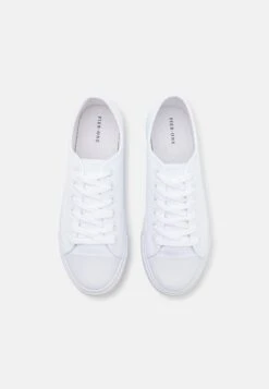 Pier One Unisex - Trainers - White -Pier One Vogue 2554e9f731ab485bb21884b4cded4dec