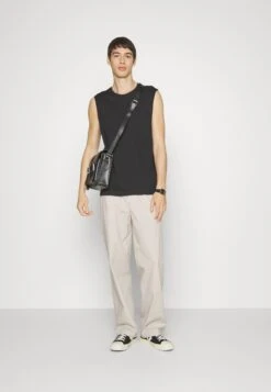 Pier One 2 Pack - Top - Black