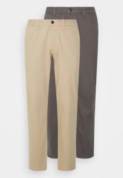 Pier One 2 Pack - Chinos - Dark Grey/Beige 12 Pier One 2 Pack - Chinos - Dark Grey/Beige -Pier One Vogue 3732d6804b77450d9a31204f549c6b48