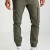 Pier One Cargo Trousers - Olive -Pier One Vogue 38b5161f9e6a4fada25c0f77c5e979fc