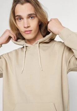 Pier One 2 Pack - Hoodie - Black/ Beige -Pier One Vogue 38d560e2e414425eba2a9e3bc3bb8f03