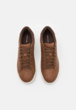 Pier One Unisex - Trainers - Cognac 11 Pier One Unisex - Trainers - Cognac -Pier One Vogue 4255542b254043c59f79012041804d27