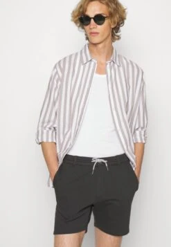 Pier One Tracksuit Bottoms - Black -Pier One Vogue 435beab9b801411bbe4fd19bba9c7c31