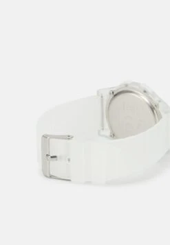 Pier One Digital Watch - Transparent -Pier One Vogue 44e9d539cf514c67b4e1b934e663e0cb