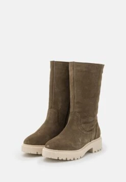 Pier One Leather Winter Boot - Boots - Khaki -Pier One Vogue 4be019c35c4c45beb144eb4aa53e93e8