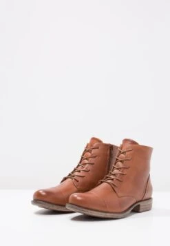 Pier One Lace-Up Ankle Boots - Brandy -Pier One Vogue 50819f4a95394084ab6e6a323ed97a97