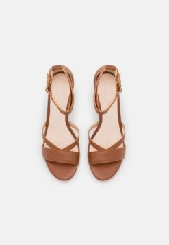 Pier One Leather - High Heeled Sandals - Cognac 13 Pier One Leather - High Heeled Sandals - Cognac -Pier One Vogue 514b61e3e3b94b0981119aeccd726de4