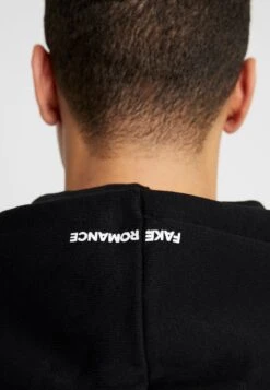 Pier One Unisex - Hoodie - Black -Pier One Vogue 51f8fb0225134443854c6a85b118ca62