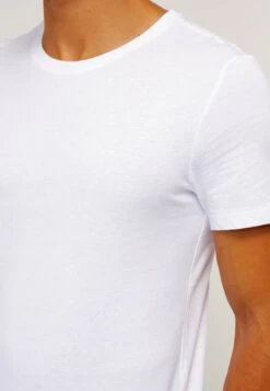 Pier One 2 Pack - Basic T-Shirt - White/Black -Pier One Vogue 5263f78b1e87481ea0e824d35031cd9e