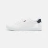 Pier One Unisex - Trainers - White