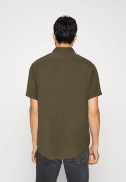 Pier One 2 Pack - Shirt - Olive/Black 10 Pier One 2 Pack - Shirt - Olive/Black -Pier One Vogue 546821186edc45e88d5685683acdc761
