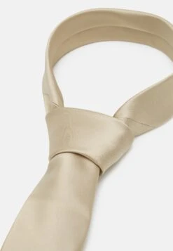 Pier One Set - Pocket Square - Beige 15 Pier One Set - Pocket Square - Beige -Pier One Vogue 58ff8de6125544d1ad433f32cd7b1f91