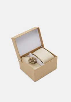 Pier One Set - Other Accessories - Beige -Pier One Vogue 5dfa39d4f14a47e495c04fd8aad3fb4e