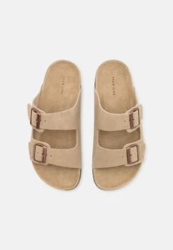 Pier One Leather Unisex - Slippers - Beige 11 Pier One Leather Unisex - Slippers - Beige -Pier One Vogue 658db7c748df48419a27fd940a9ac1ce