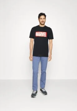 Pier One Print T-Shirt - Black 8 Pier One Print T-Shirt - Black -Pier One Vogue 6bcc8e46d91248ad8ad0886afdfa4ec7