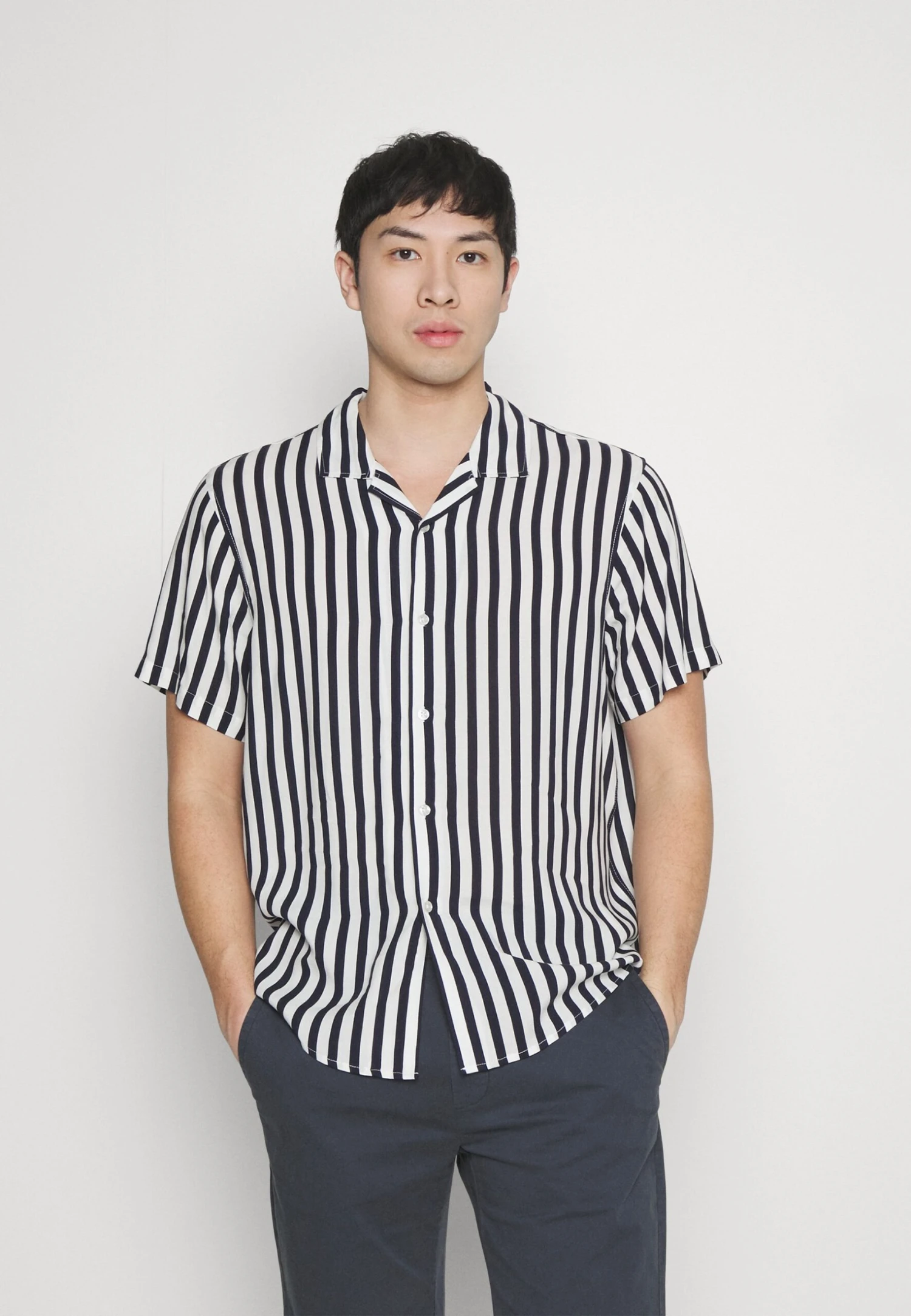 Pier One Shirt - Dark Blue/White 3 Pier One Shirt - Dark Blue/White