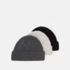 Pier One Unisex 3 Pack - Beanie - Black/Dark Grey/Off-White/ 1 Pier One Unisex 3 Pack - Beanie - Black/Dark Grey/Off-White/ -Pier One Vogue 6ff45e637c064289bc89bdd981008db1
