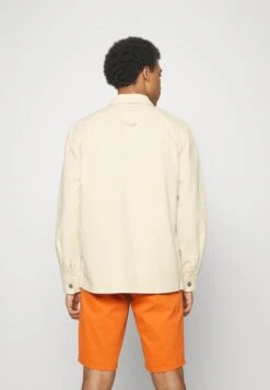 Pier One Undyed Twill- Denim Jacket - White -Pier One Vogue 75edac323e2d40368b48353609d4fd18