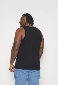 Pier One 3 Pack- Top - Black/Grey/Khaki 12 Pier One 3 Pack- Top - Black/Grey/Khaki -Pier One Vogue 7a4b9a771d0b45f9a0b4280e8427ba0a