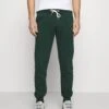 Pier One Tracksuit Bottoms - Dark Green 1 Pier One Tracksuit Bottoms - Dark Green -Pier One Vogue 7eb76d10bd4d4e6bb0d0275ac03397ae