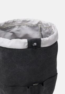 Pier One Unisex - Rucksack - Black 9 Pier One Unisex - Rucksack - Black -Pier One Vogue 8176a059e8b44272a0f0f6478ea3d1f4