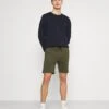 Pier One 2 Pack - Shorts - Black/Olive 1 Pier One 2 Pack - Shorts - Black/Olive -Pier One Vogue 81b545227b274ca3b55cd0408599ac78