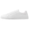 Pier One Unisex - Trainers - White 1 Pier One Unisex - Trainers - White -Pier One Vogue 8ad7d56489e544ae9285c0edda471e3c