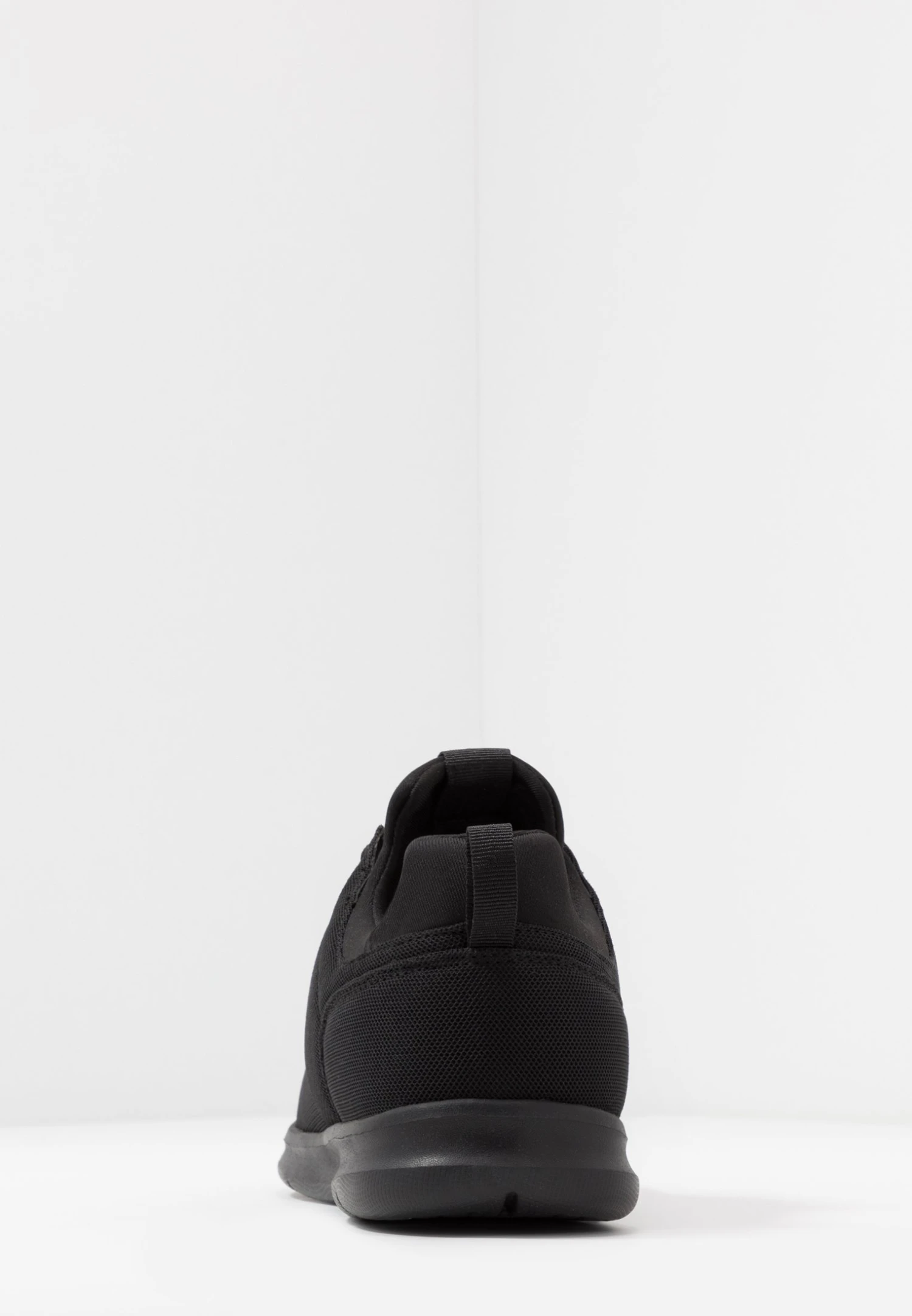 Pier One Trainers - Black 6 Pier One Trainers - Black - Image 4