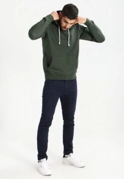 Pier One Hoodie - Khaki -Pier One Vogue 8d7e1e95f3654886b2c283bcc1fca1b9