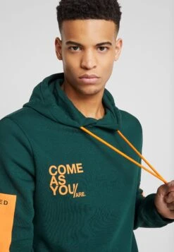 Pier One Hoodie - Dark Green -Pier One Vogue 8f85fe47bd094118bc5a22326f13d1f6