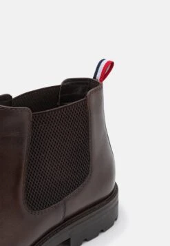 Pier One Leather - Classic Ankle Boots - Dark Brown 13 Pier One Leather - Classic Ankle Boots - Dark Brown -Pier One Vogue 908f418b58f8480e8877815a34cf1cd1