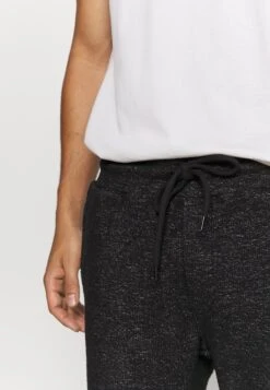 Pier One Shorts - Mottled Black 13 Pier One Shorts - Mottled Black -Pier One Vogue 9669b66e874744c1ba451014337cf24a