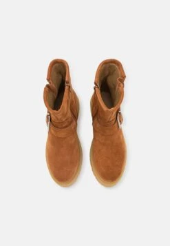 Pier One Leather - Cowboy/Biker Ankle Boot - Cognac -Pier One Vogue 989fc67a2fac4f0ea7646bc4d30dab98