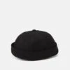 Pier One Beanie - Black -Pier One Vogue a8ab4d2656ea454c8bd3efefb617eb30