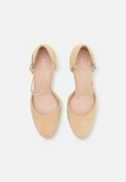 Pier One Leather- Classic Heels - Beige 13 Pier One Leather- Classic Heels - Beige -Pier One Vogue aa9d63a92c0f445c9c3be6ecc00fea9e