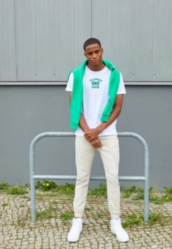 Pier One Trousers - Tan -Pier One Vogue bbb0a22483c0407aaa5023995273ccfa