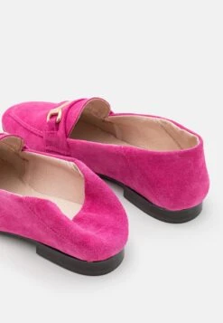 Pier One Leather - Slip-Ons - Pink 13 Pier One Leather - Slip-Ons - Pink -Pier One Vogue be53f00b44f14eeeab5a1c80a2838e95