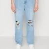 Pier One Distress On Knees - Relaxed Fit Jeans -Pier One Vogue c70e5d5afc5f4fc1bdf2398420fe8195