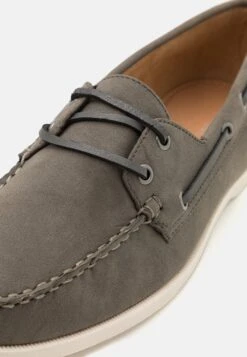 Pier One Boat Shoes - Grey -Pier One Vogue cdb16402c1744028bb7fda2dfa328e6e