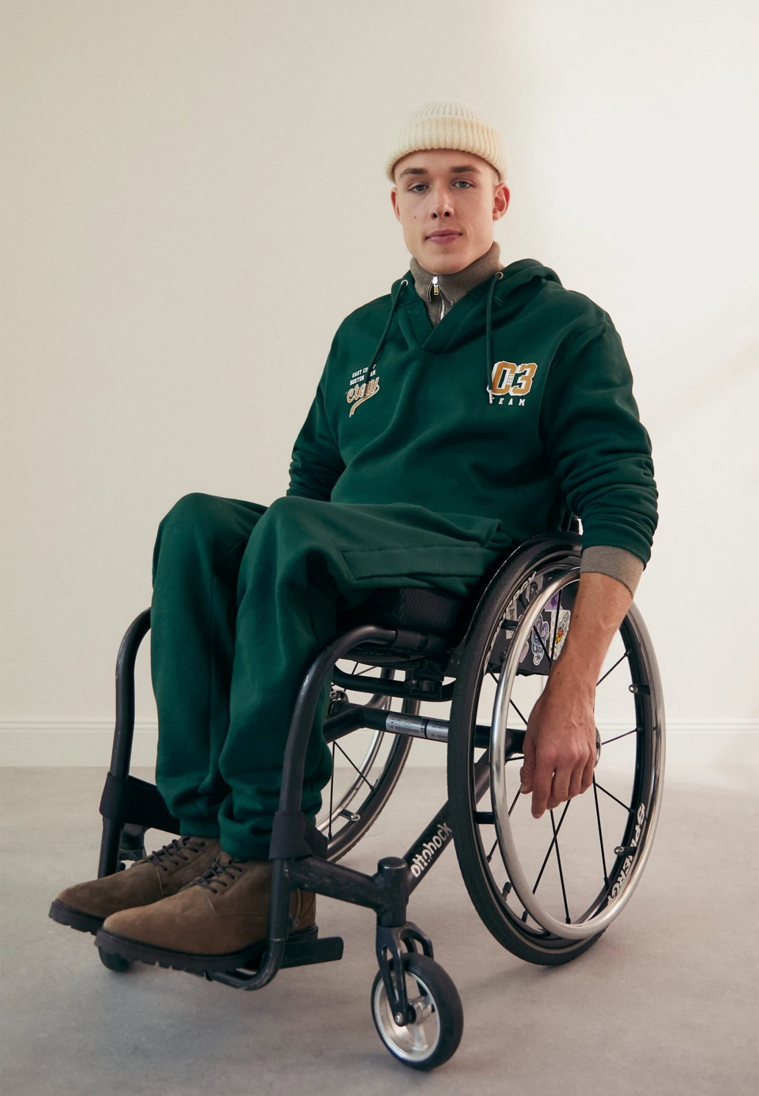 Pier One Sweatshirt - Dark Green 4 Pier One Sweatshirt - Dark Green - Image 2