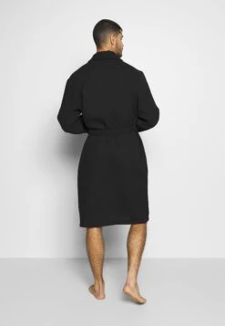 Pier One Dressing Gown - Lack 9 Pier One Dressing Gown - Lack -Pier One Vogue d614789e87404273b6304883ac5a35bf