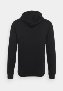 Pier One 2 Pack - Hoodie - Black/White 10 Pier One 2 Pack - Hoodie - Black/White -Pier One Vogue d856515c90a741ebb133a5eb5316efcb