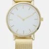Pier One Watch - Goldcoloured