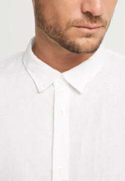 Pier One Shirt - White -Pier One Vogue dd53a04d4c424c73aa7879ce60918456